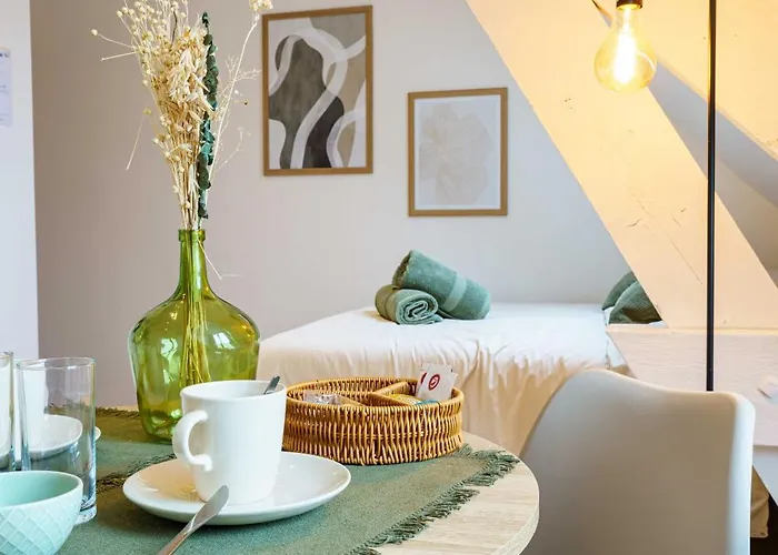 Chaleureux 2 Pers Wifi Apartment